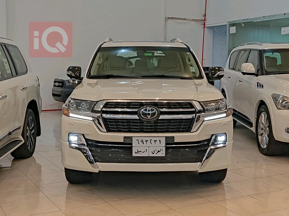 تويوتا لاندكروزر